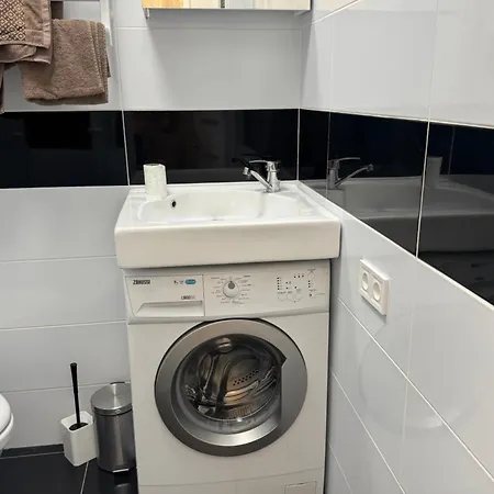 500 метрів до моря Apartment Odesa